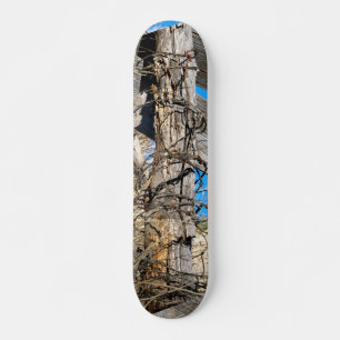 Skateboard con diseño de cable barbudo Gnarly Rust