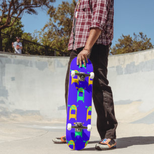 Skateboard con el logotipo de la marca Neon Dd