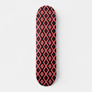 Skateboard Coral and black diamond pattern