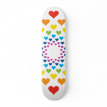 Corazones alrededor de corazones en diferentes col