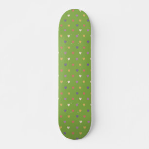 Skateboard Corazones de polka en verde vegetal