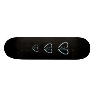 Skateboard Corazones quebrados metalizado