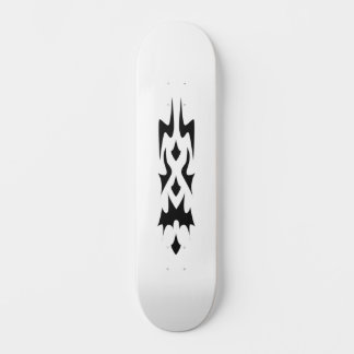 Skateboard Corbata moderna tribal minimalista en blanco y neg