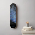 Skateboard *~* Cosmic Midnight Sky Pastel Feather Boho<br><div class="desc">* Enérgicamente mejorado Mágico místico cósmico celeste gitano gitano gitano gitano gitano asombrosamente hermoso oscuro fondo del cielo azul de la Marina de Medianoche y brillante diseño celestial de plumas cósmicas. La pluma de ambiente mágico es muy ligera y susurrada. * Personalizar / Personaliza con tus INICIALES / MONOGRAMA o...</div>