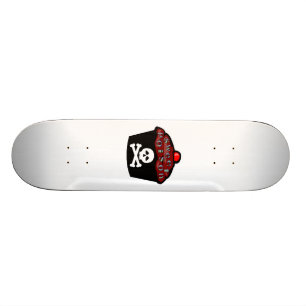 Skateboard Cráneo dulce y bandera pirata de la magdalena del