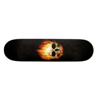 Skateboard Cráneo en el fuego