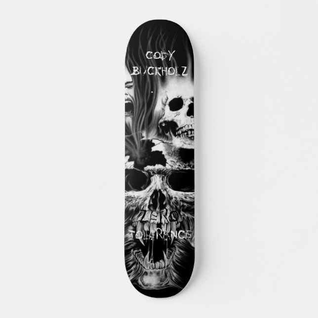 Skateboard cráneos, CODYBUCKHOLZ, CERO, TOLERANCIA (Anverso )