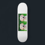 Skateboard Crea tu propia foto de perro Mascota<br><div class="desc">Crea tu propio patinador de fotos de perro Mascota. Añade fácilmente dos fotos de tu perro mascota para hacer un regalo divertido para los niños en cumpleaños o Navidades.</div>