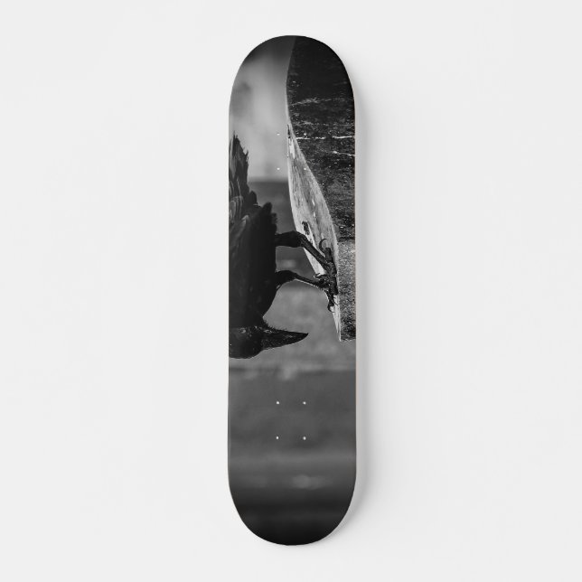 Skateboard Crow en el cementerio caído (Anverso )