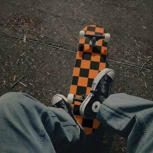 Skateboard Cuadrados Naranja y Negro
