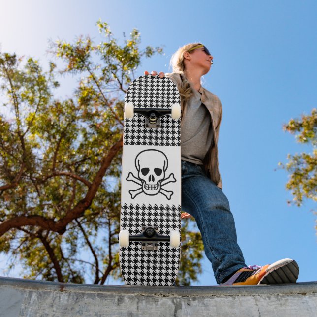 SKATEBOARD CUADRO DE ESQUEMA DE LOS CROSSBONES (Exterior 1)