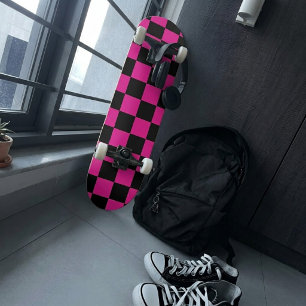 Skateboard Cuadros Rosa Caliente y Negro