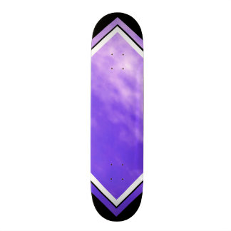 Skateboard Cubierta adaptable negra púrpura de las nubes