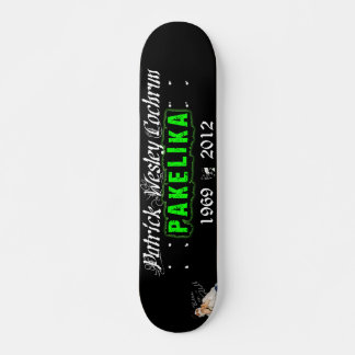 Skateboard Cubierta de patinaje sobre el tributo Pakelika de 