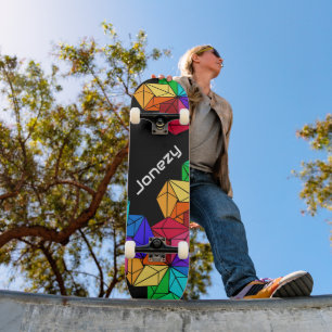 Skateboard Cubos al azar del arcoiris brillante en 3D con el