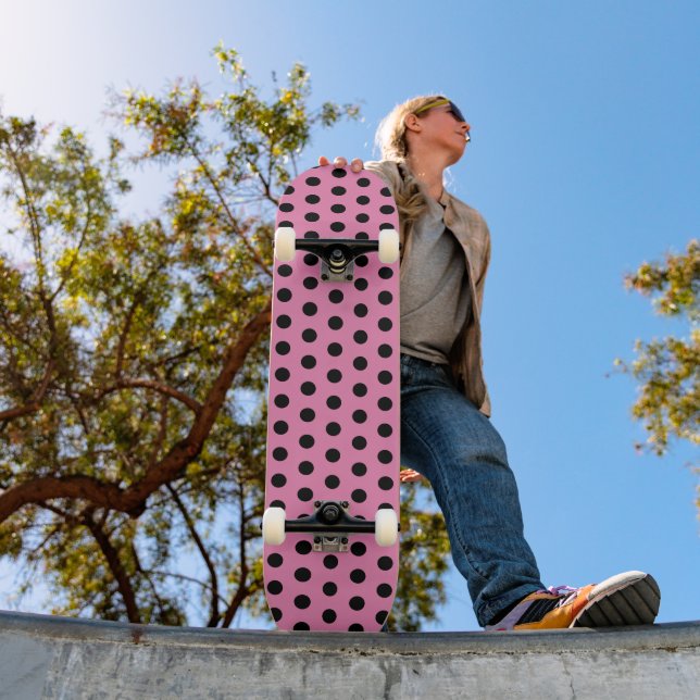 Skateboard Cute Chic Lunares Rosa y Negro (Exterior 1)