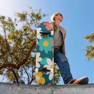 Skateboard Cute Daisy Flower Escuela de patrón botánico