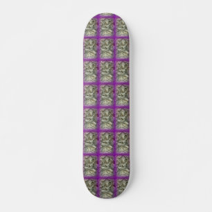 Skateboard dakinis morado bailando Thunder_Cove