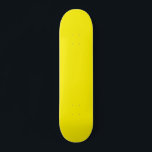 Skateboard de color amarillo claro<br><div class="desc">Skateboard de color amarillo claro</div>