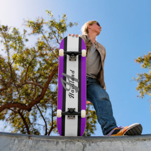 Skateboard de color personalizado con el nombre HA