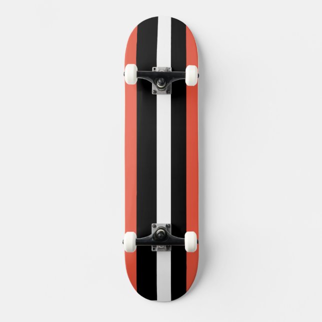 Skateboard de la colección de líneas deportivas (Anverso)