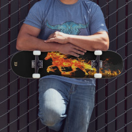 Skateboard de la marca Fire Horse Dd