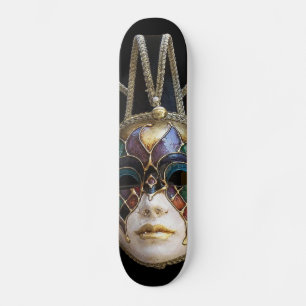 Skateboard de máscaras venecianas