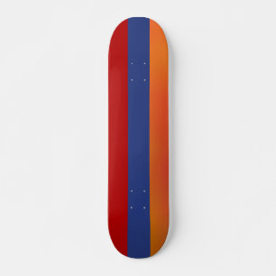 Skateboard de Naranja azul rojo