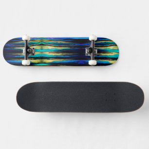 Skateboard de rayas de color negro y azul fundido
