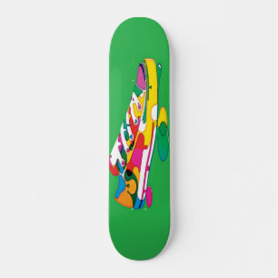 Skateboard de zapatos pintados