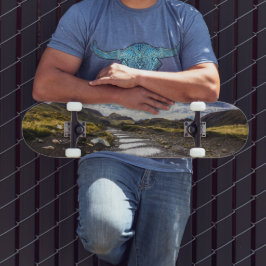 Skateboard Día De Lluvia En Torres Del Paine NP