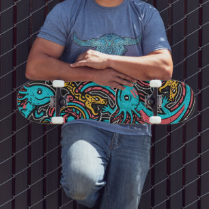 Skateboard Dios Azteca Xolotl Luchando Arte Tribal de Batalla