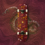 Skateboard Diosa de la serpiente de rojo profundo<br><div class="desc">Diseño ocular y de serpiente esotérica</div>