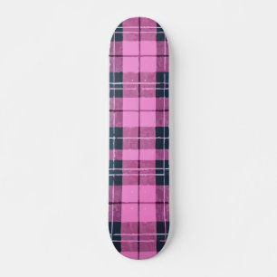 Skateboard Diseño audaz de cuadros rosa y negro