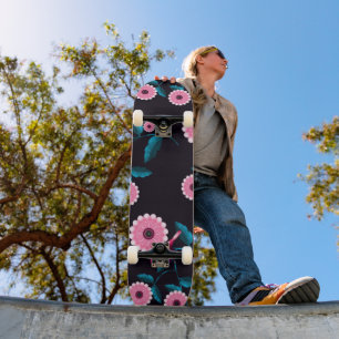 Skateboard Diseño Botánico Floral de Pájaro Rosa Caprichoso