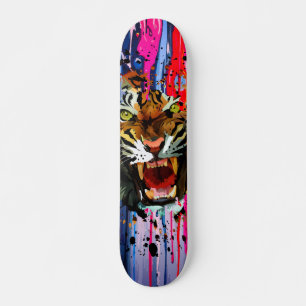 Skateboard Diseño de arte callejero atrevido con goteo de pin