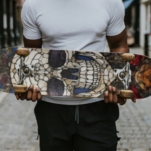 Skateboard Diseño de cráneo en vidrio emplomado gótico