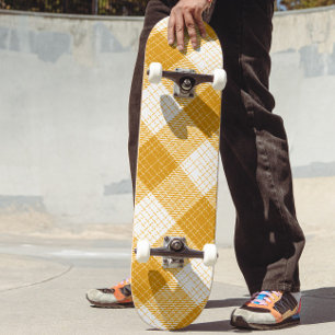 Skateboard Diseño de cuadros audaces amarillos y blancos