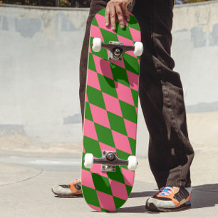 Skateboard Diseño de cuadros de arlequín rosa y verde