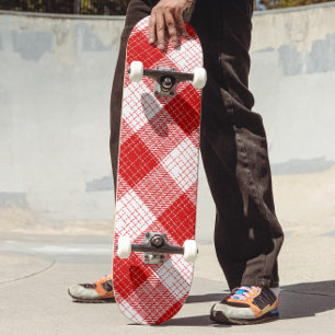 Skateboard Diseño de cuadros escoceses atrevidos rojos y blan