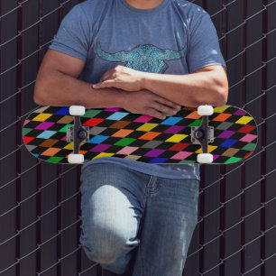 Skateboard Diseño de Diamantes Arlequín Coloridos Negro