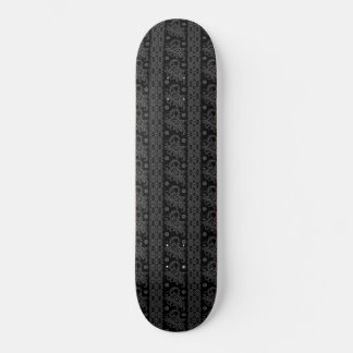 SKATEBOARD DISEÑO DE ESPÍRITU DE ESCUDO NEGRO PARA PATINAJE