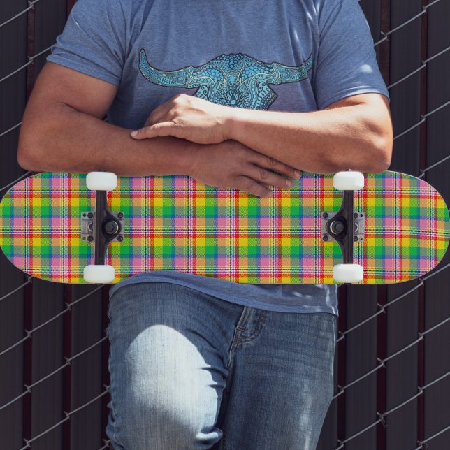 Skateboard Diseño de la placa de tartán amarillo verde rosa (Subido por el creador)