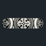 Skateboard Diseño de mosaicos renacentistas decorativos<br><div class="desc">A Shakespeare le hubiera encantado colocar este diseño decorativo de tejas rosetas renacentistas en su casa. Comprar uno o comprar dos,  esa es la pregunta! ¡Para todos los fanáticos de las hojas y los diseños de hojas-estampados!</div>
