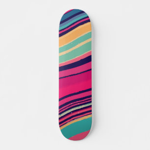 Skateboard Diseño de ondas de franjas abstractas coloridas