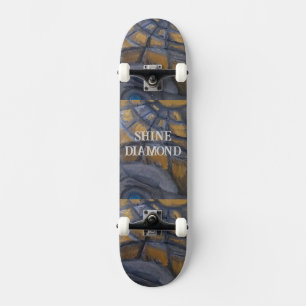 SKATEBOARD DISEÑO DE PATINAJE POR EL ARTISTA PAULA REILLY