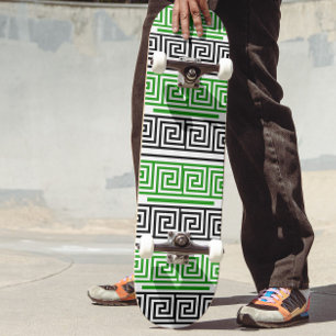 Skateboard Diseño de patrón de llave griega negra verde en bl