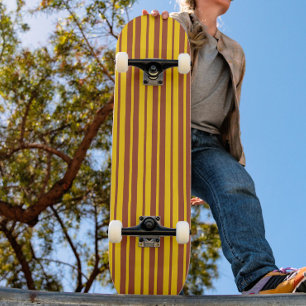 Skateboard Diseño de patrón de rayas elegante marrón amarillo