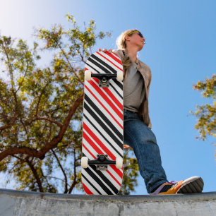 Skateboard Diseño de patrón de rayas rojas negras y blancas 