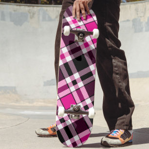 Skateboard Diseño de patrón de tartán de franela rosa negro y